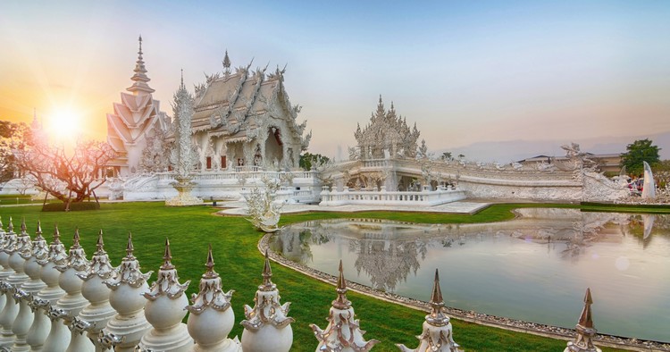 Chùa Wat Rong Khun - Ngôi chùa độc đáo ở Chiang Rai, du lịch Thái Lan