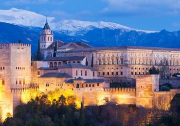 Lâu đài Granada Alhambra, Granada, Tây Ban Nha, du lịch Tây Ban Nha - Bồ Đào Nha