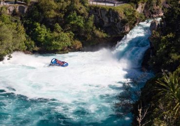 Thác nước Huka, du lịch New Zealand