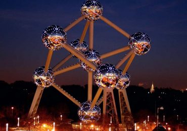 Mô hình phân tử ATOMIUM, Brussel, Bỉ du lịch Tây Âu