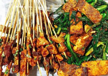 Đồ nướng du lịch Phượng Hoàng Cổ Trấn, Trung Quốc