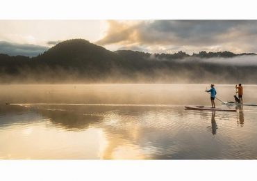 Blue Lake, Rotorua, du lịch New Zealand