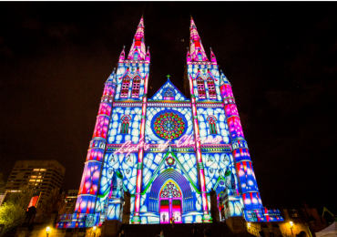 Nhà thờ thánh Mary đẹp lung linh đêm Giáng sinh, du lịch Úc