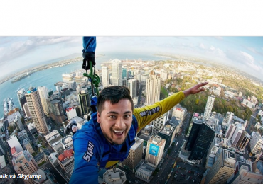 Skyjump tại Sky Tower, Auckland, du lịch New Zealand