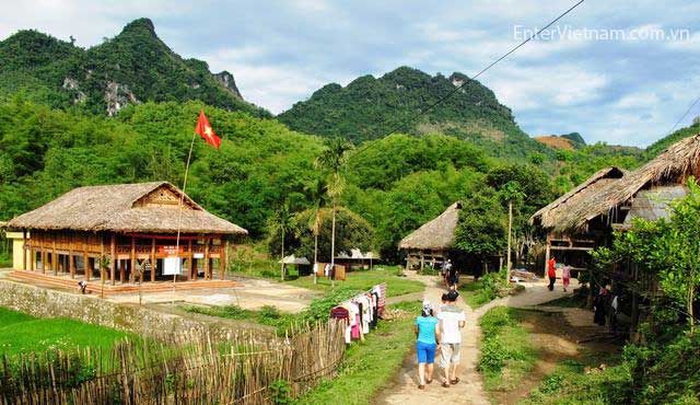 Ban-muong-giang-mo-binh-thanh-du-lich-Hoa-Binh